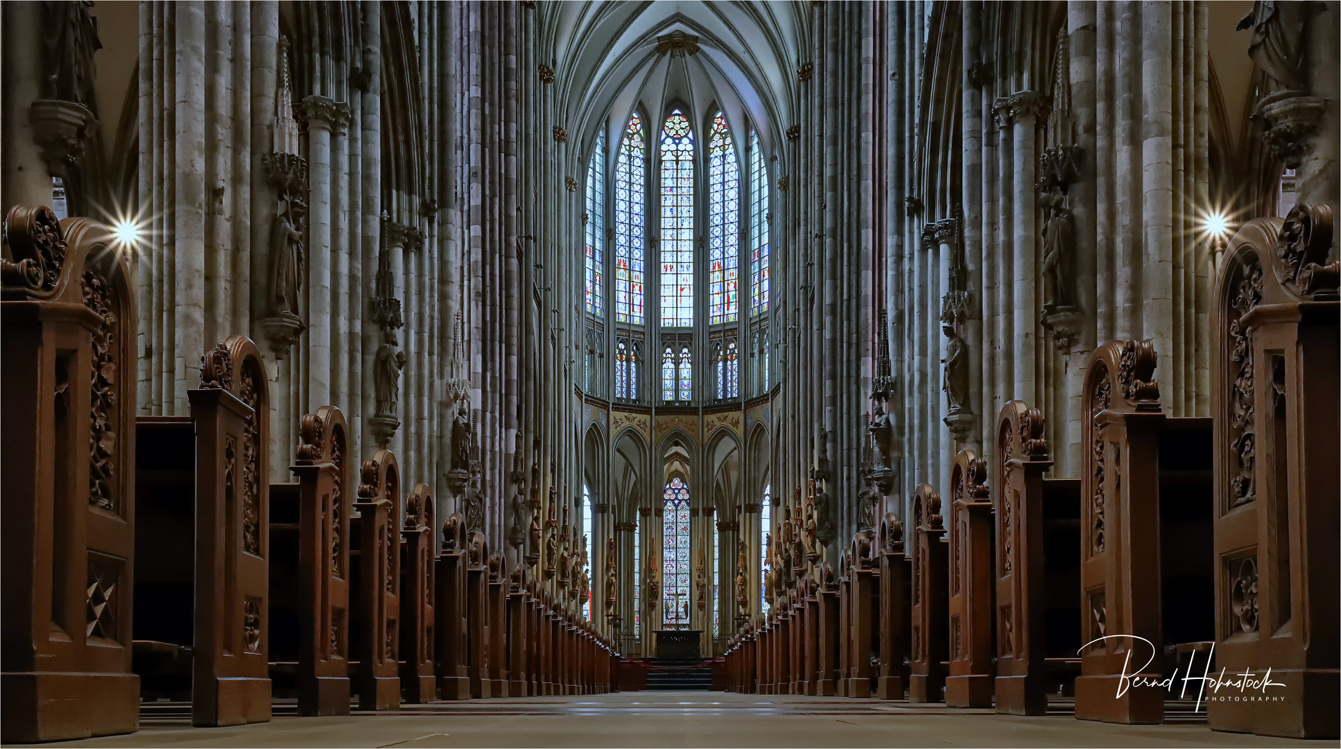 Stille im Dom ......