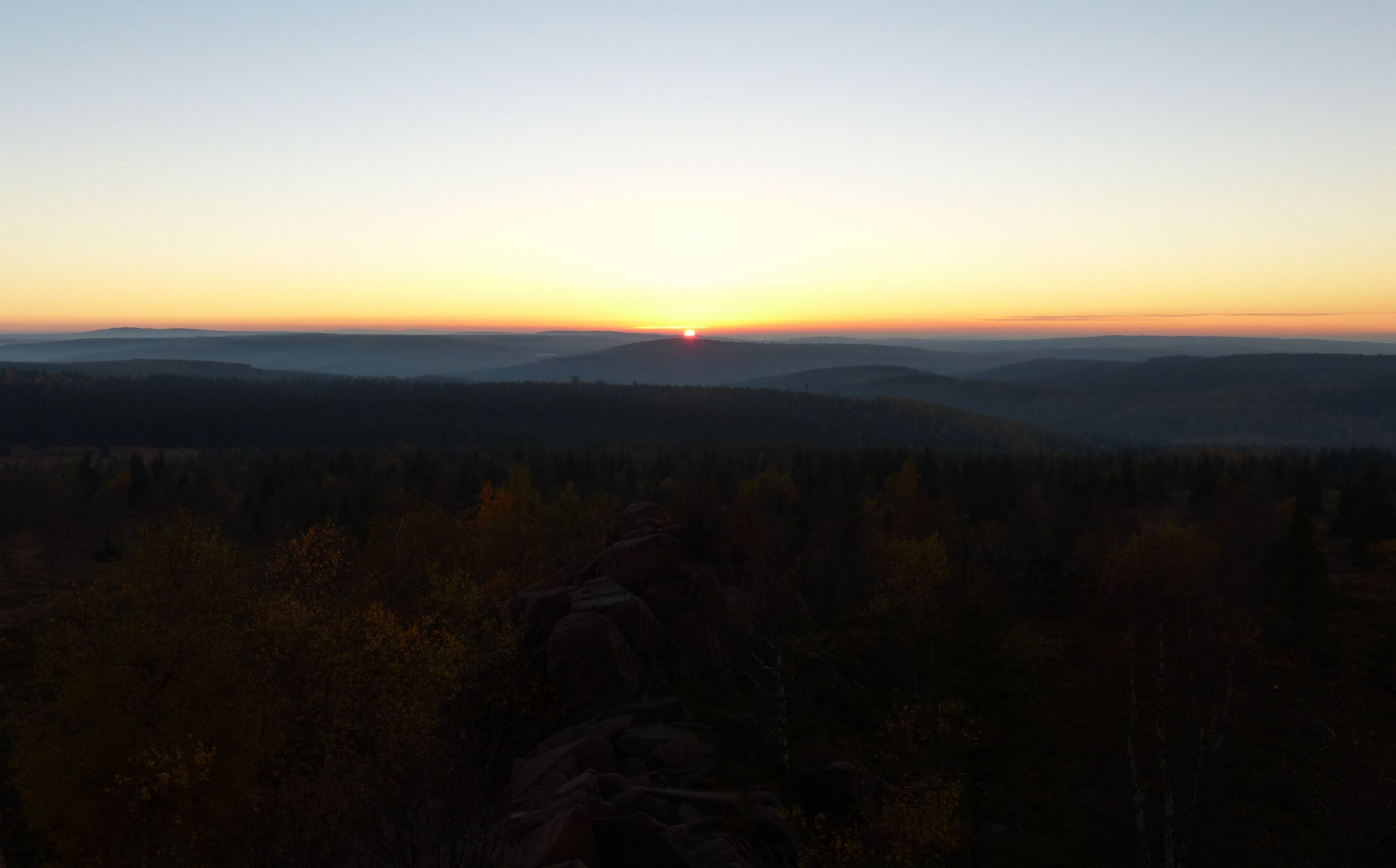 Stille legt sich auf das schöne Erzgebirge