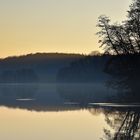 Stille November-Zeit am See