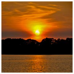 Stille senkt sich übers Land