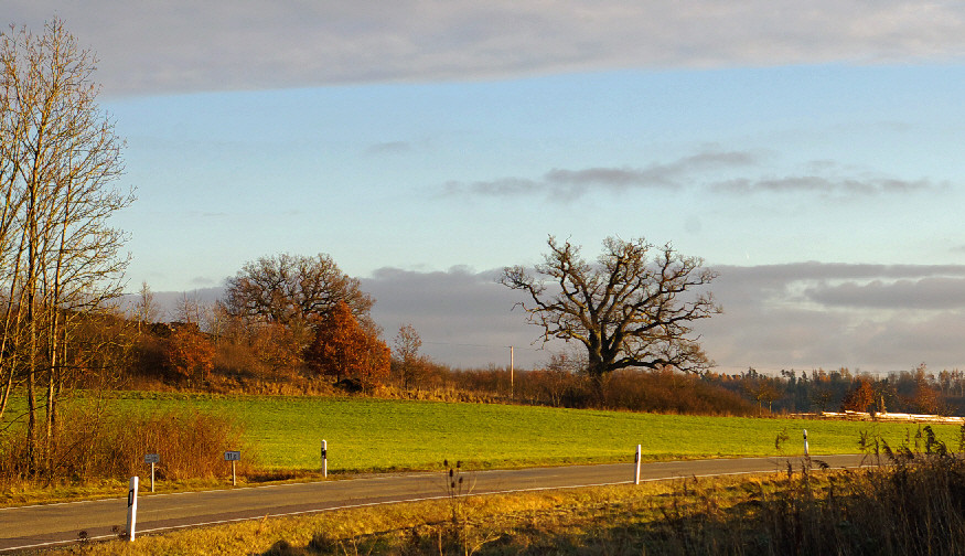 ...stille Straße...