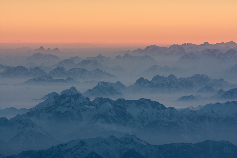 Stille Stunde über den Alpen