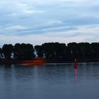 Stilleben auf der Elbe