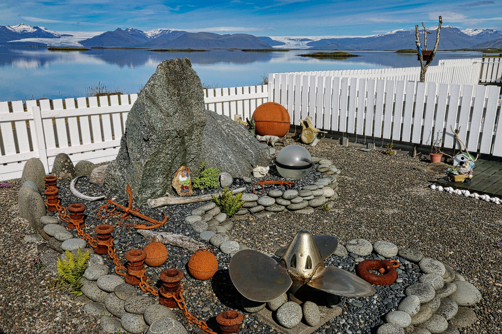 Stilleben in einem isländischen Vorgarten