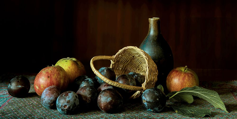 Stilleben mit Obstkörbchen