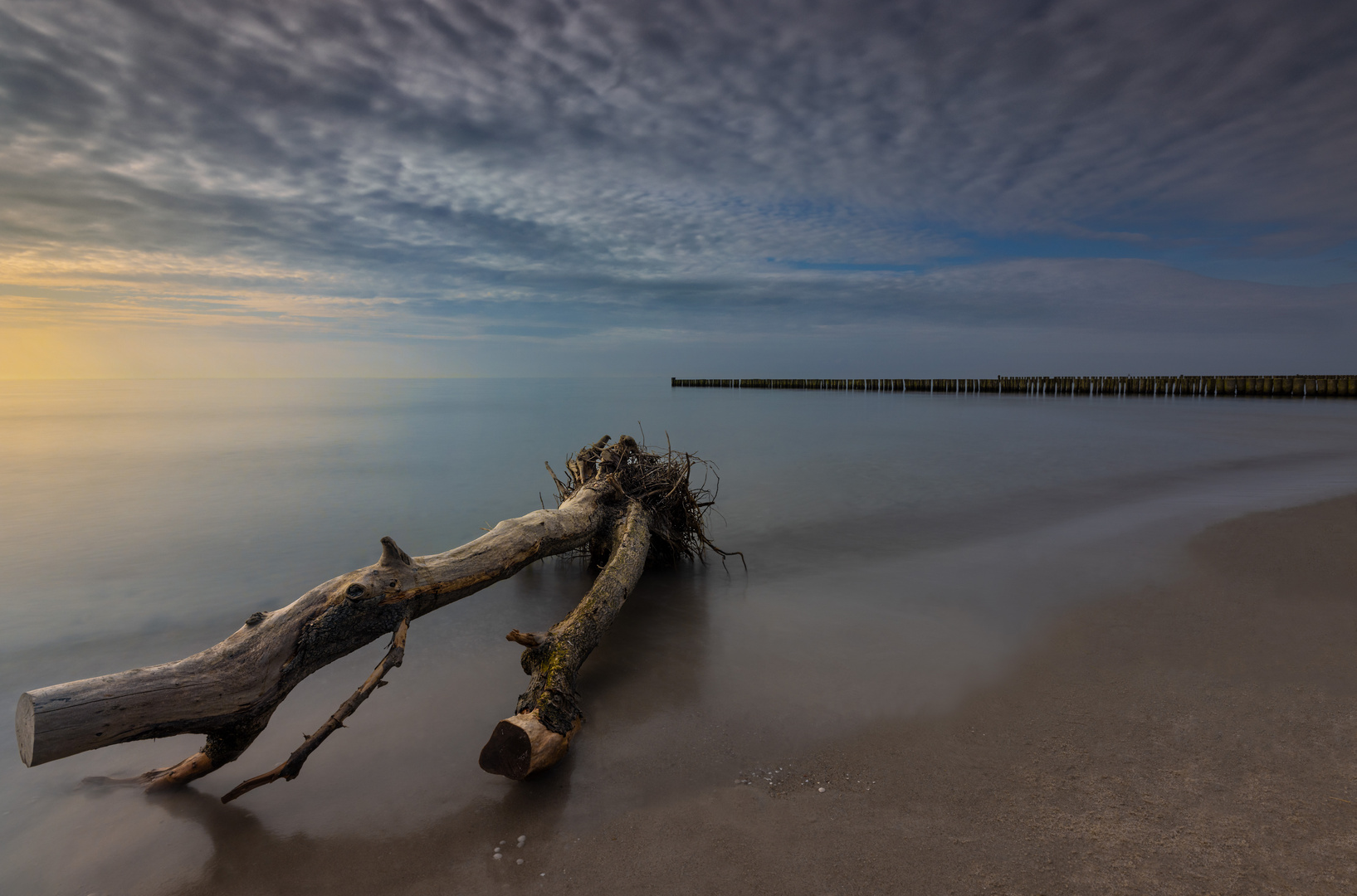 Stiller Abend an der Ostsee