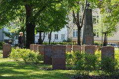 Stilles Gedenken auf dem Ehrenfriedhof in Rostock (2)
