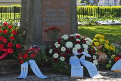 Stilles Gedenken auf dem Ehrenfriedhof in Rostock (3)