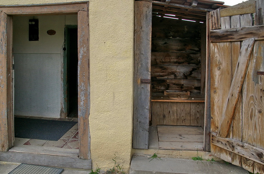 „Stilles Örtchen“ im Freilichtmuseum Beuren