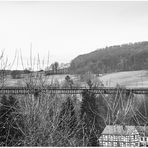 Stillgelegte Eisenbahnbrücke