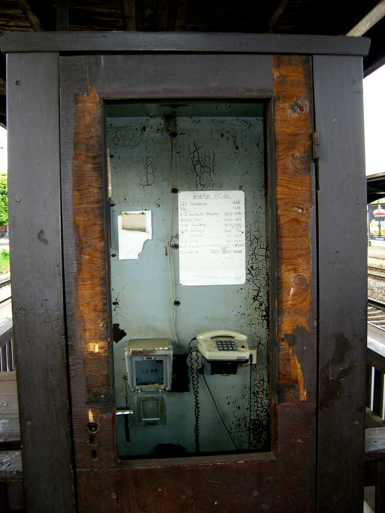 Stillleben am Bahnhof Forchheim