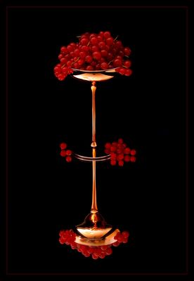 Stillleben mit Johannisbeeren