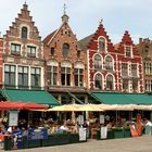 Stilvolle Treppengiebel am Grote Markt in Brügge