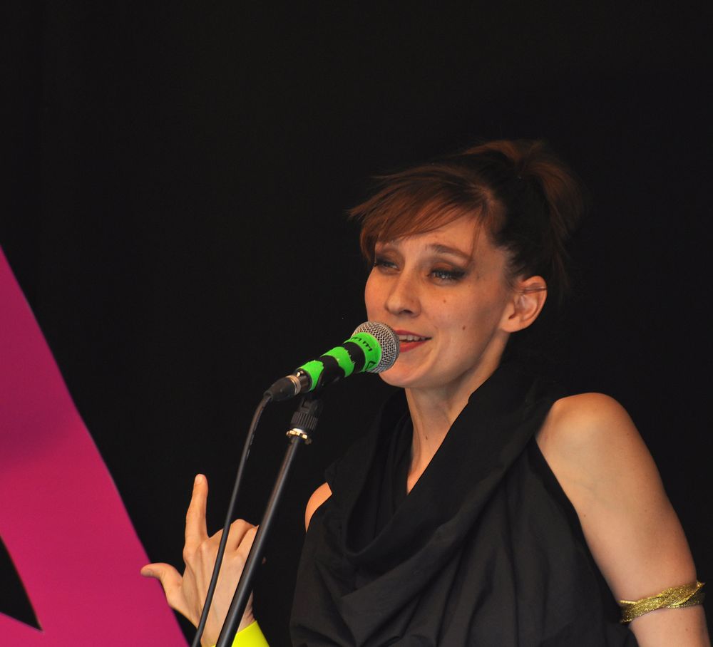 Stimme, Geste, goldenes Band Foto & Bild | erwachsene ...