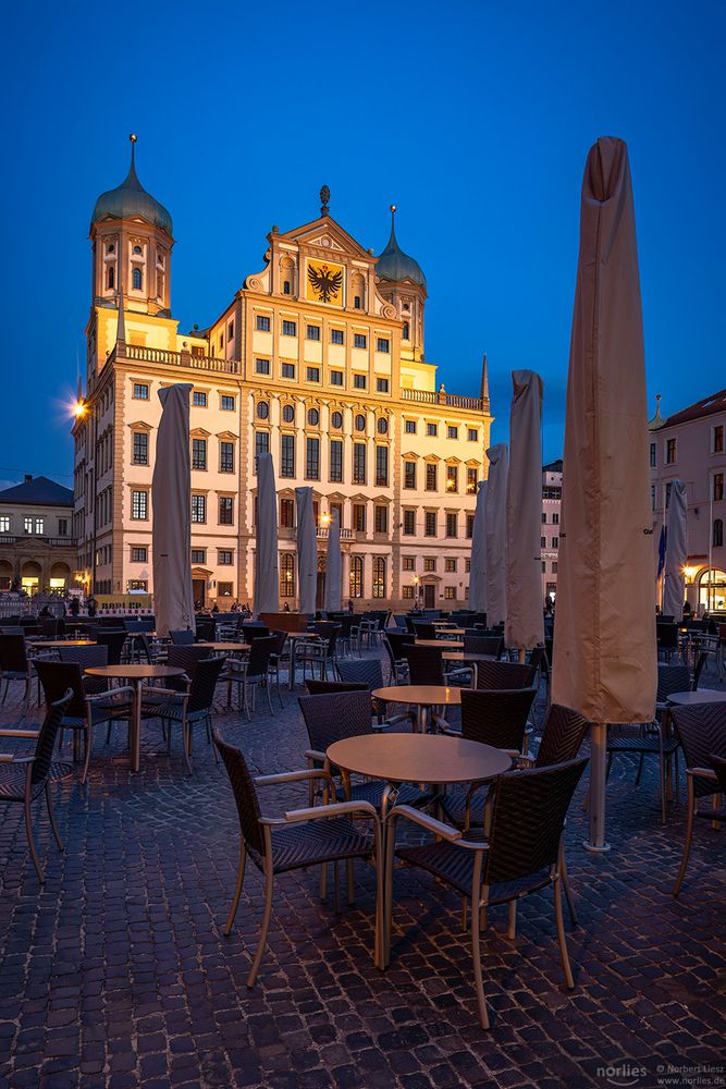 Stimmung am Rathaus Augsburg