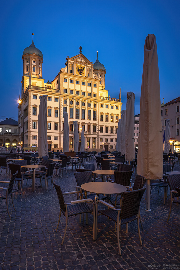 Stimmung am Rathaus Augsburg