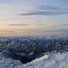 Stimmung in den Bergen kurz vor Sonnenaufgang