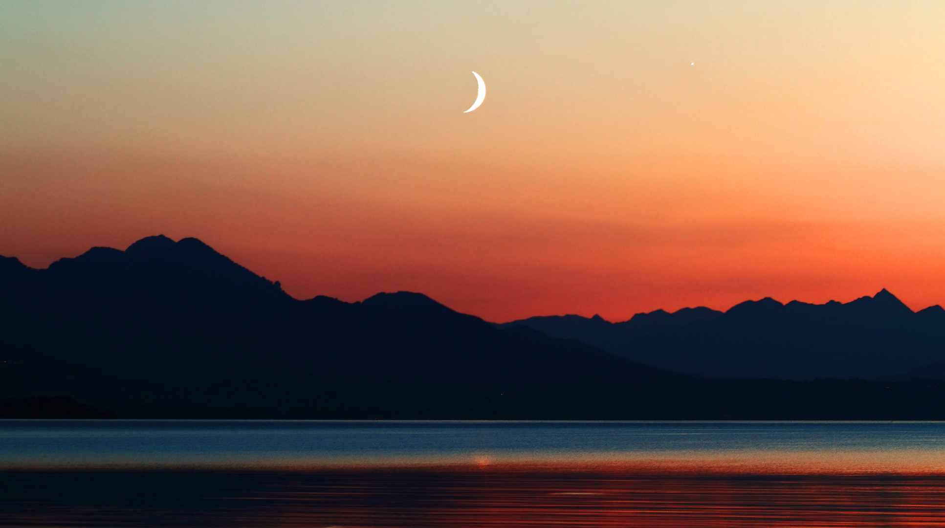 Stimmungsbild "CHIEMSEE und der Mond"