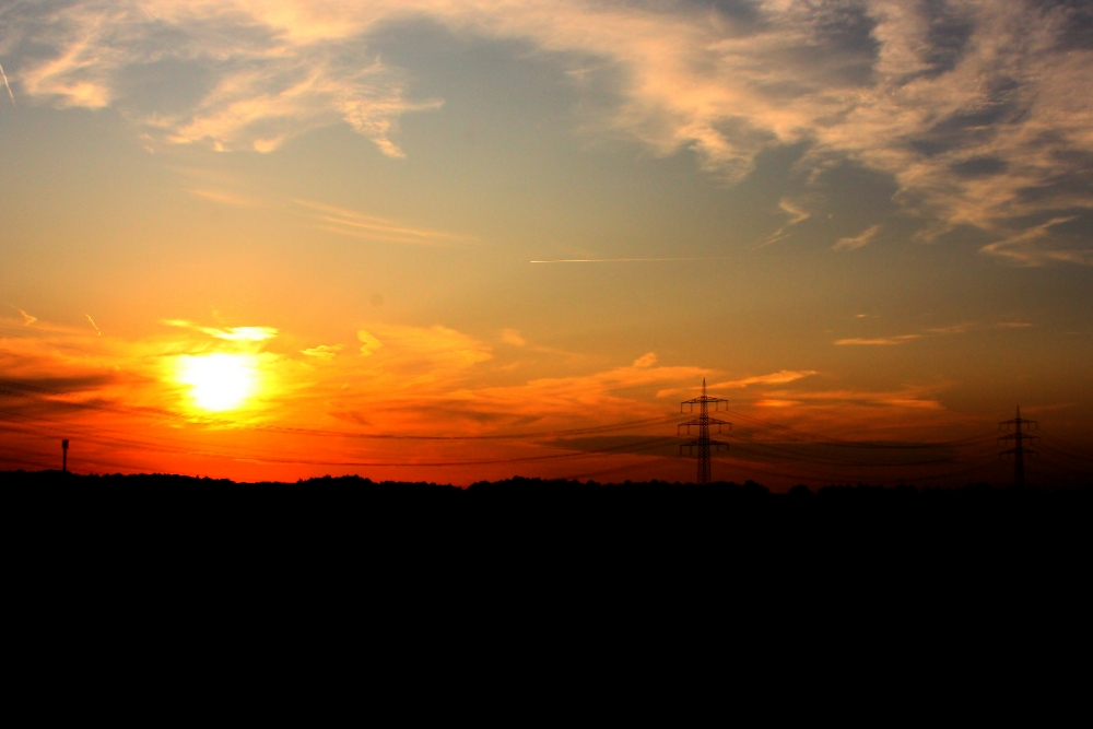 Stimmungsvoller Sonnenuntergang über Rübenach