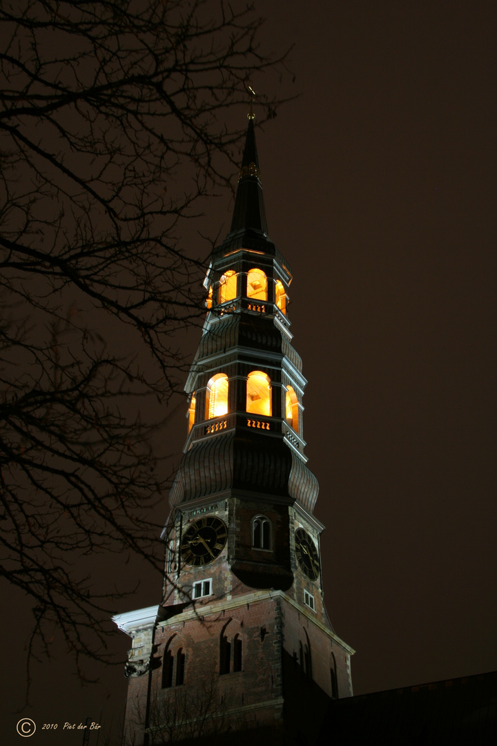 St.Katharinen in Hamburg - "Das Leuchten im Turm"