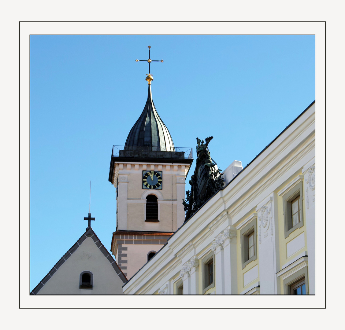 St.Martin Kirche Aulendorf mit Schloßportal