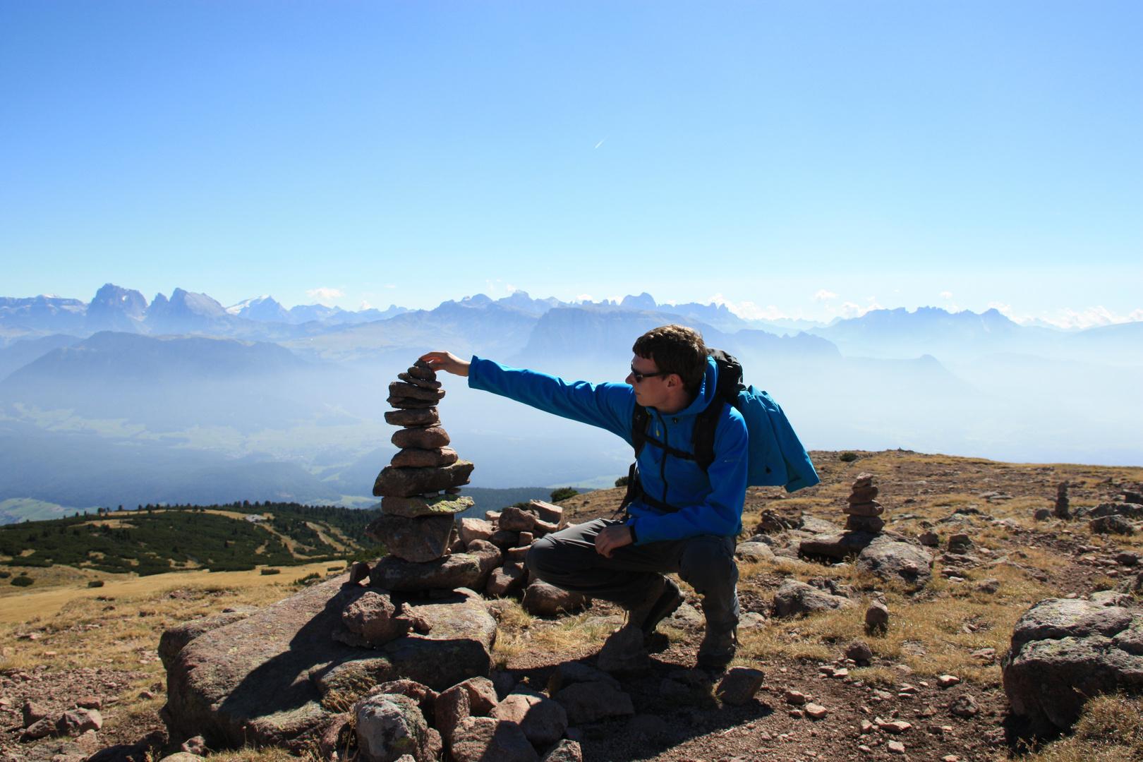 Stoa'mandl bauen auf dem Rittner Horn in Südtirol