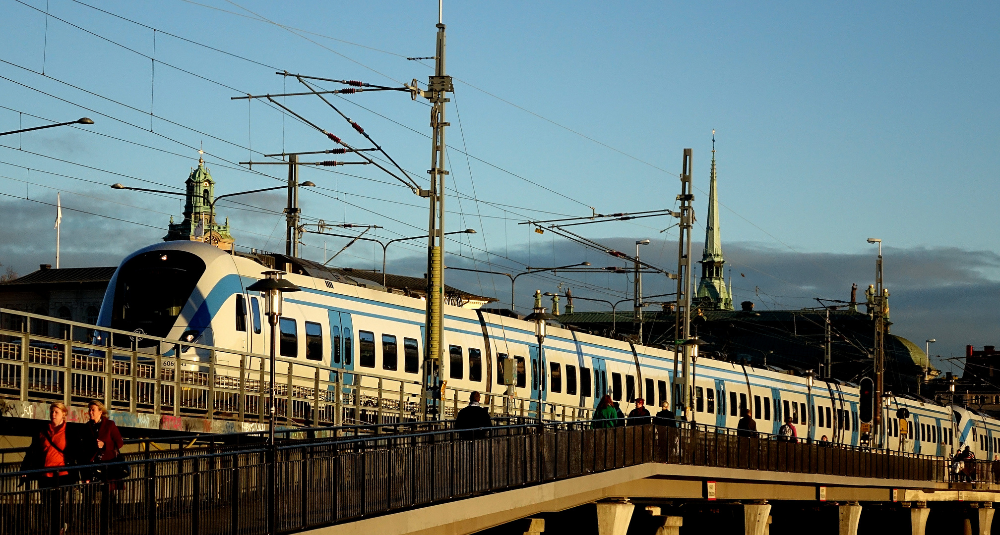 Stockholm, SL Pendeltag / Regio-S-Bahn der BR X 60 von Alstom