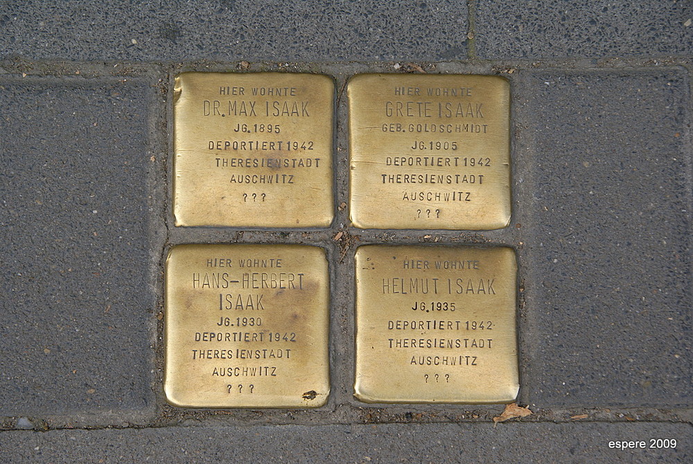 stolpersteine 4