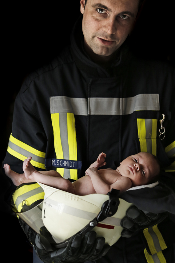 Stolzer Papa mit Tochter