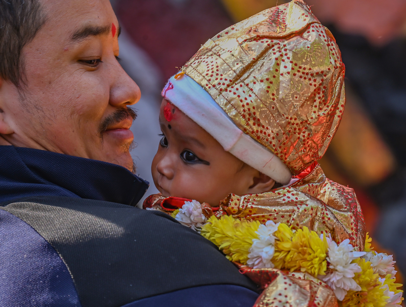 Stolzer Vater Durbar Square