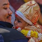 Stolzer Vater Durbar Square