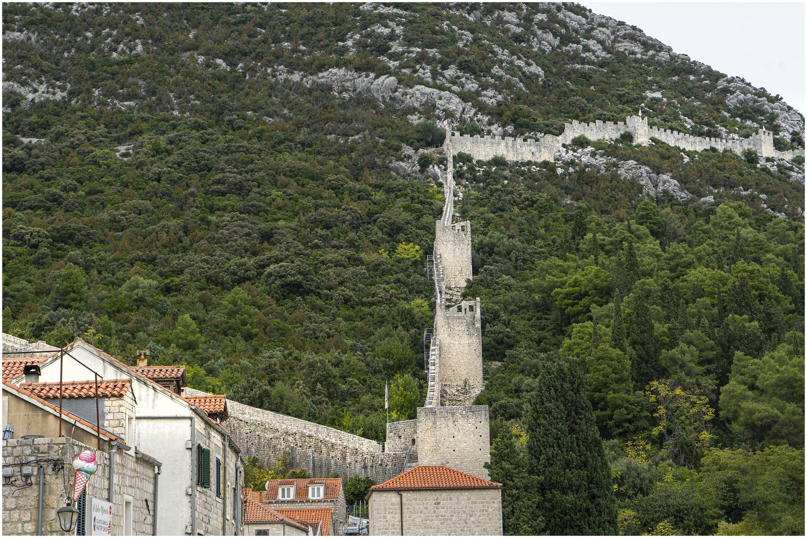 Ston Wall - die zweitlängste Mauer der Welt?