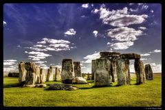 - STONEHENGE -