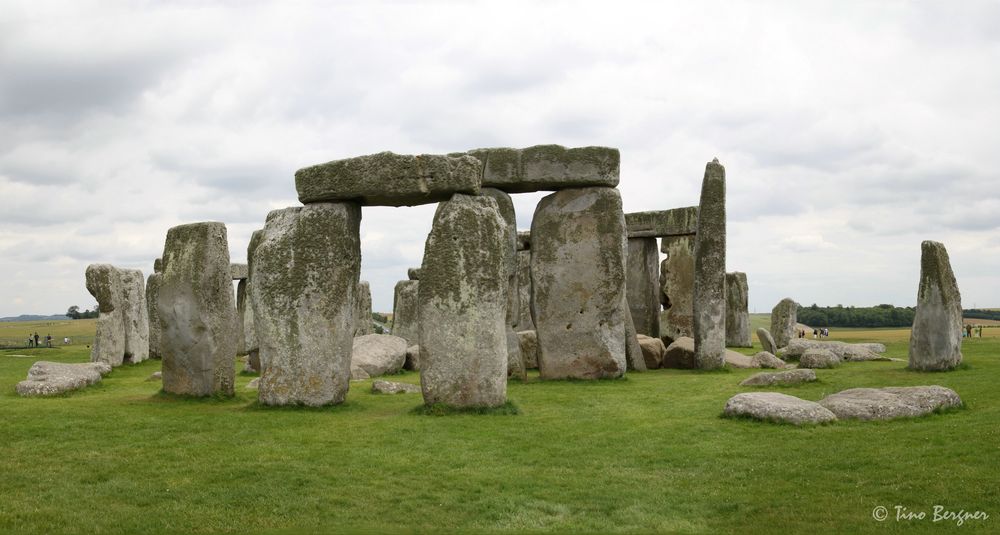 Stonehenge - 3000 BC