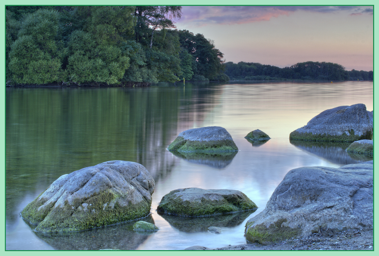 Stones ... am Plöner See in der Abenddämmerung