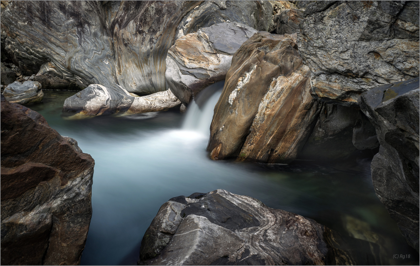 stones and water 2 