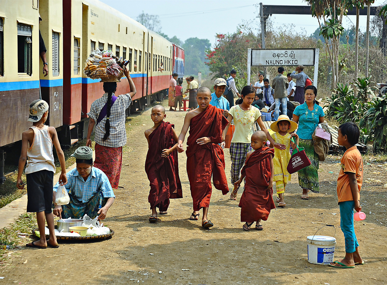  Stop in Naung Hkio 