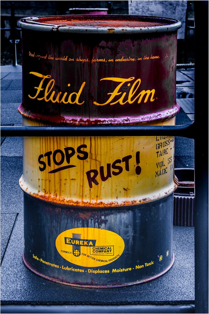 STOPS RUST !  ...