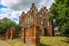 Storchennest und Turmkrone