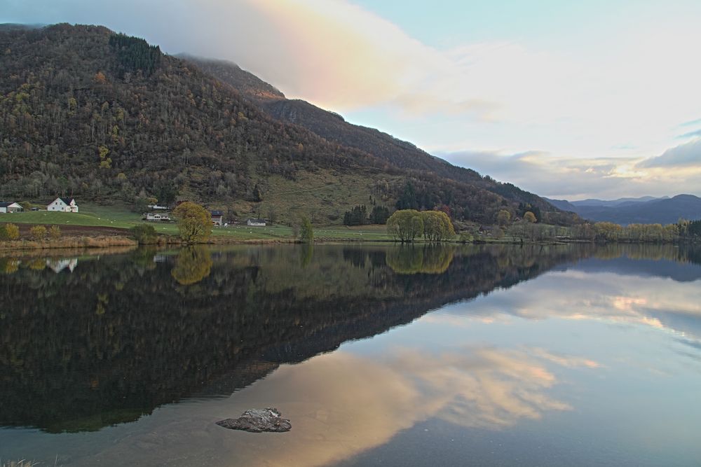 Stordalsvatnet