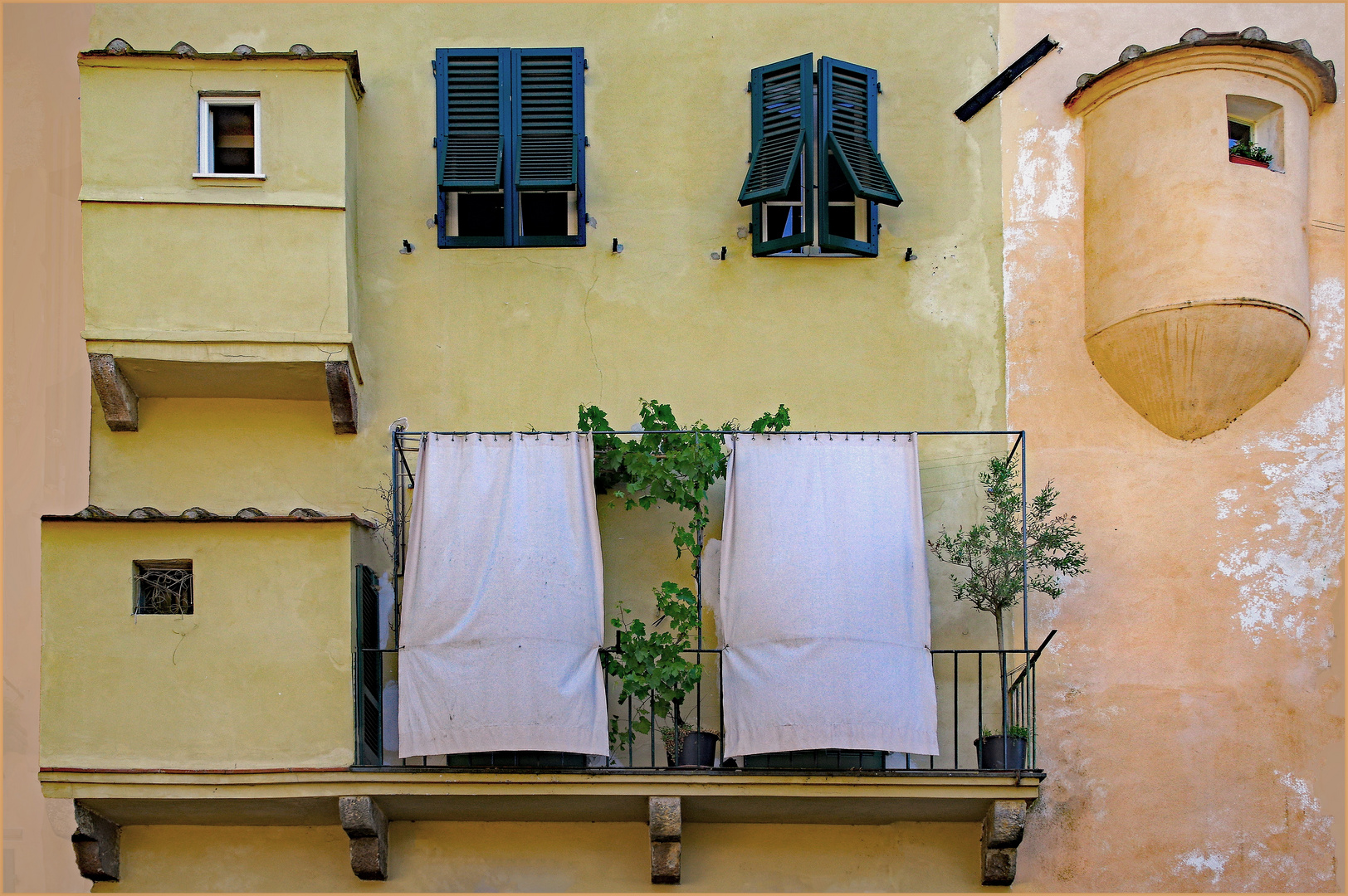 stores à l ancienne....à lucca