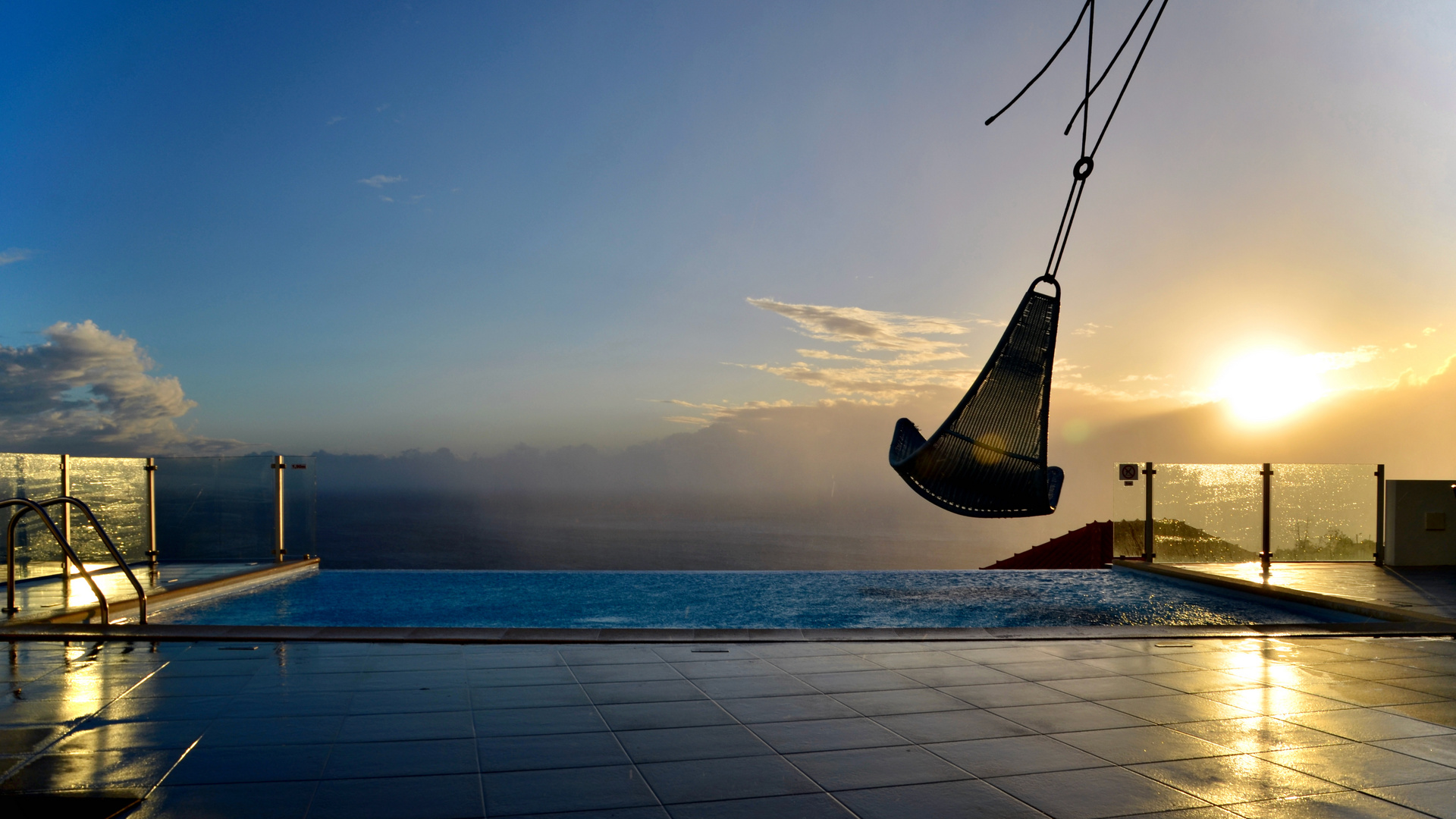 Stormy Infinity Pool Chair on Madeira (2014)