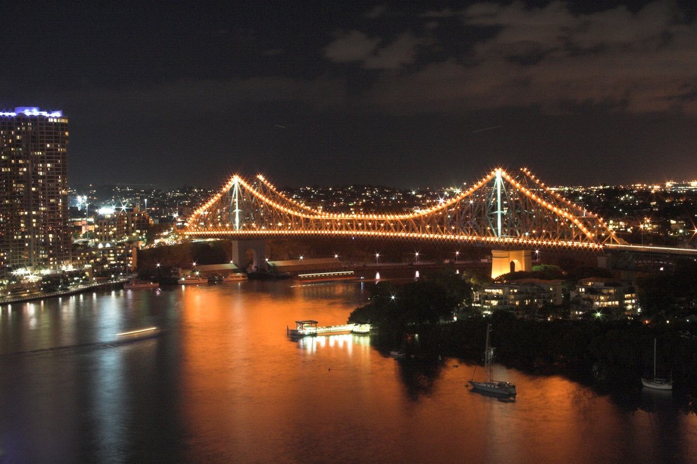 StoryBridge by Night