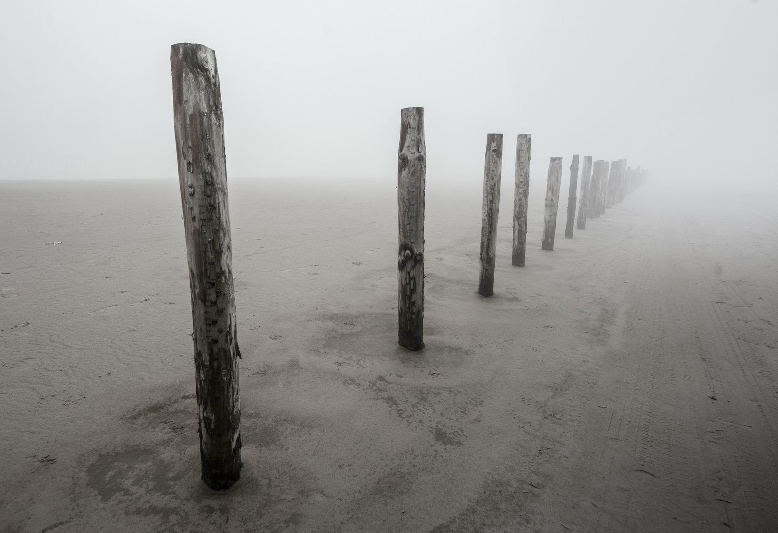 St.Peter-Ording im Nebel -3-