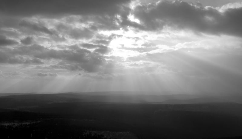 Strahlende Wolken