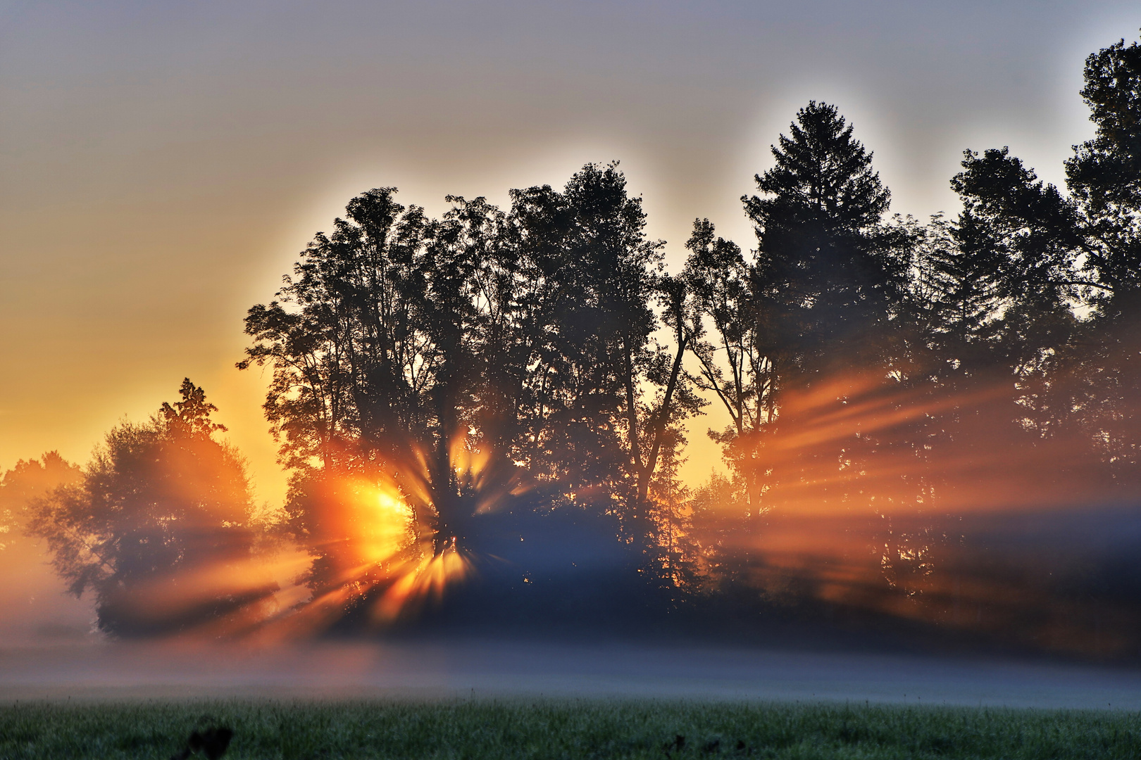 Strahlender Sonnenaufgang