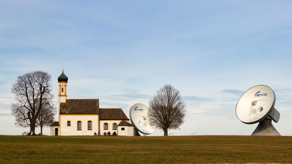 Strahlentherapie an der St. Johann Kapelle bei Raisting Foto & Bild