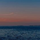 Stralsund - Blick auf den Strelasund! Man sieht den Leuchtturm der Insel Hiddensee... 