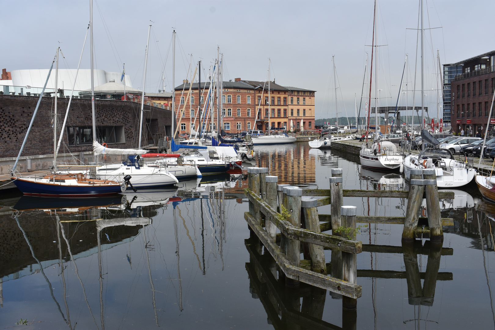 Stralsund - Bootshafen - Spiegeltag