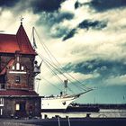 Stralsund mit Bug von Gorch Fock